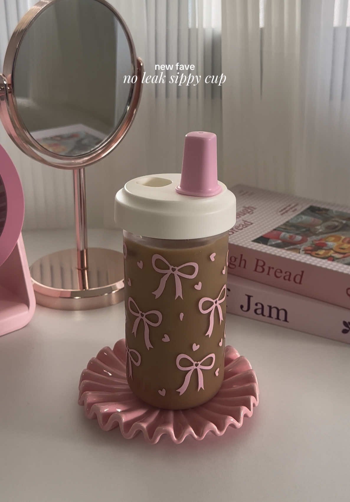 still can’t believe that I got this no leak sippy cup for only ₱110+ 😫 🎀✨ #noleaksippycup #sippycup #sippycuptumbler #tumbler 