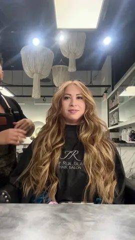 Ahh!! loved this transformation she wanted super long hair with lots of volume  like her daughters so we did 24 inch k tip @bellamihairpro #lasvegashairextensionspecialist #lasvegashairextensions #lasvegasbalayage #lasvegashairstylist #lasvegasbesthairsalons