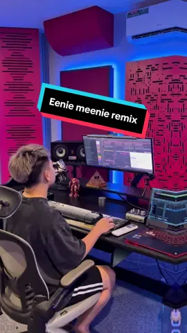 Eenie meenie nè 😗😗😗 #grusi #xuhuong #trending #music #justinbieber #eeniemeenie 