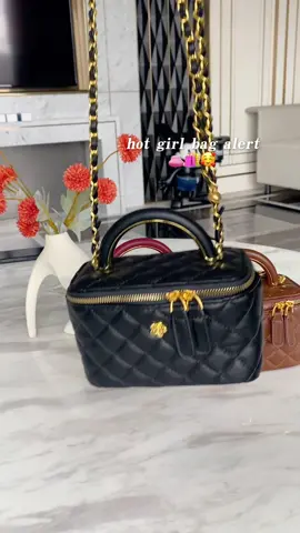 new bag alert 💕 #bag #shoulderbag #everydaybag #bagforwomen #womensbag #cutebag #bagsoftiktok #fyp #trending #viral #foryou 