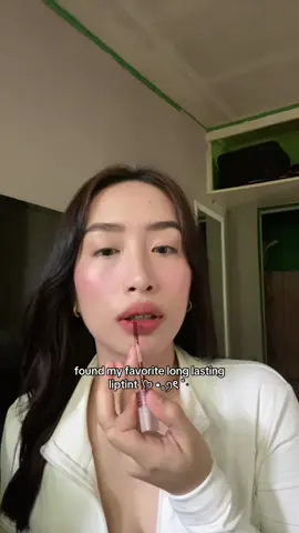 maling sounds yata nagamit q 😔 btw ang ganda ng liptint ko from @Ever Bilena 🫶🏻 #makeup #thirstrapaudio #liptint #foryoupage 