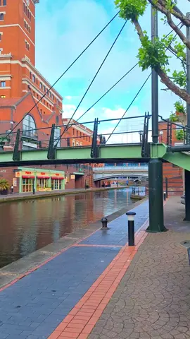 Birmingham UK 🇬🇧 #fryou #viralvideos #birmingham #birminghamcitycentre 