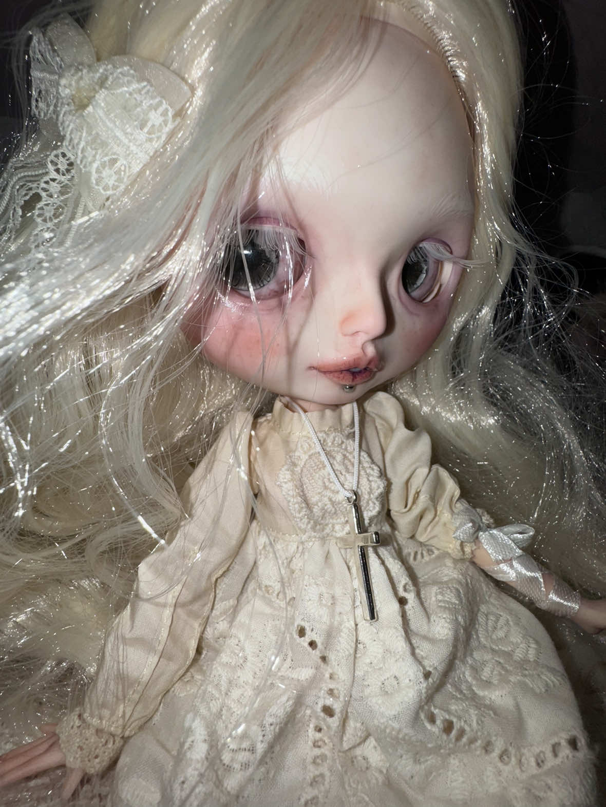 тгк- crystal castles is my life #blythe #blythedoll #blythedollcustom #blythecustom #customdoll #dolly #blytheooak #ooakdoll #ooak #babydoll #blythedoll #sylvanianfamilies #blythecommunity #blythedolls #coquette #dollcore #coquetteaesthetic #coquettefashion #coquettecore #coquettestyle #fyp #morute #блайз #куклаблайз #ооак #dollcollector #albino