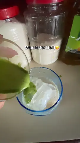#lovematcha #matcha #matchalatte #matchalover #strawberrymatcha #matchapowder 
