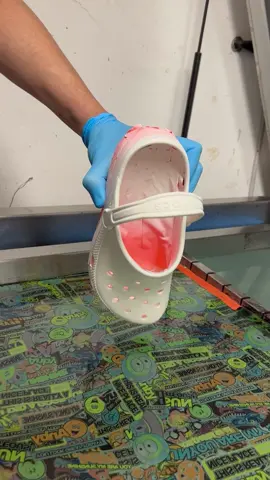 Hydro Dipping Crocs #satisfyingvideo 