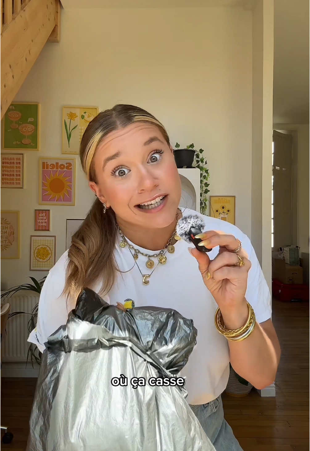 🌼JUSTE UN SOUTIF EP 21 : ON CRASH TEST DES PETITS TOPS ULTRA DÉCOLLETÉS 🌼 Bon bah … j’ai bien fait de les acheter sur vinted parce que je suis très mitigée 😭 pas assez de maintien ou pas assez couvrants, pour le moment je n’ai pas vraiment de pépites à vous proposer mais promis je vais continuer de chercher !!! 💪💛✨ Le conseil que je pourrais vous donner pour vos recherches : que le top soit ajustable au niveau du dos ET du cou ! Ça vous permettra de les remonter et d’avoir quand même du maintien, par contre au niveau de la couvrance pour le moment c’est pas ça hein …. 🥲 💛🫶 #justeunsoutif 