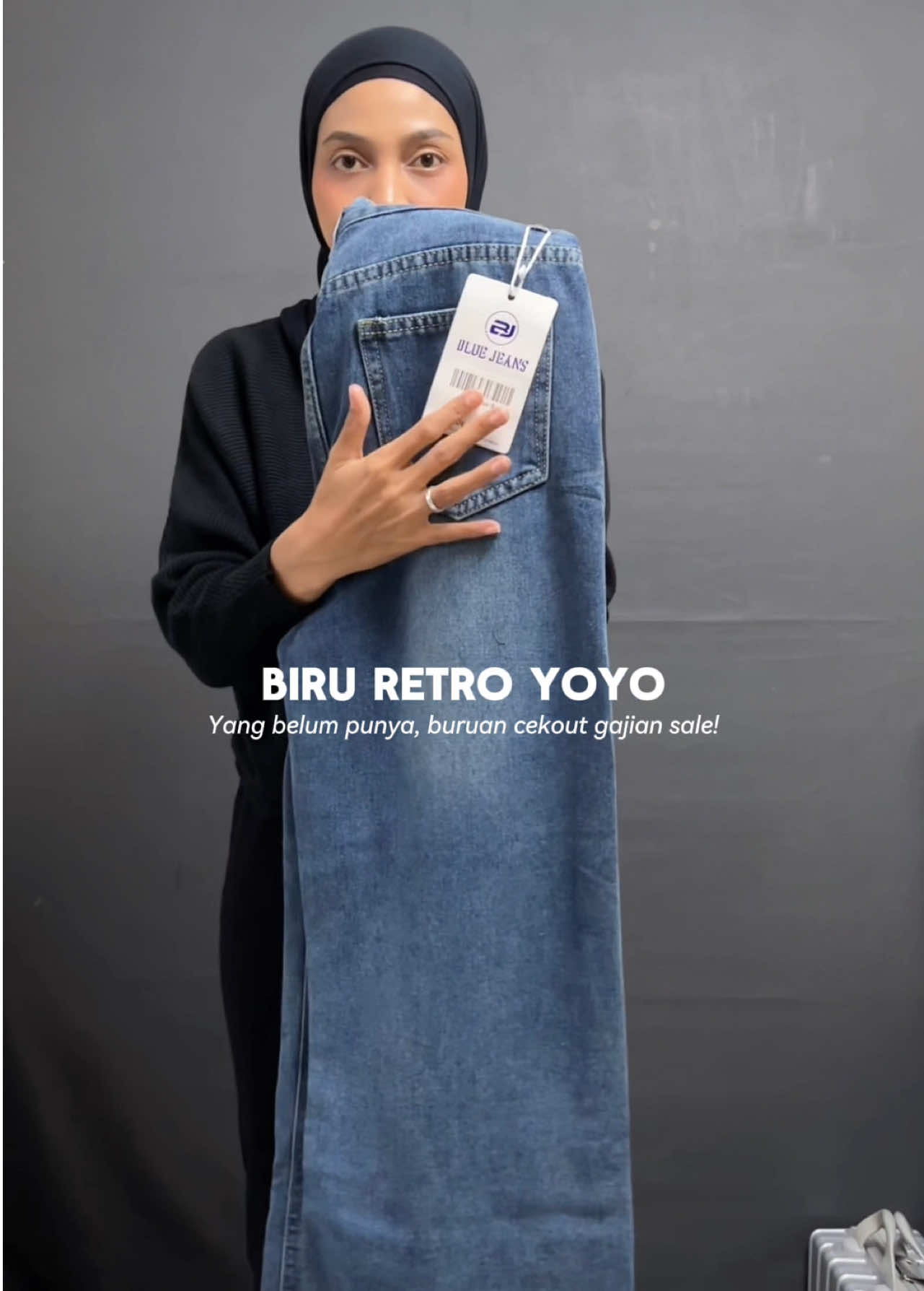 Yang belum punya jeans ini, buruan cekout lg gajian sale! #jeans #jeanshighwaist #baggyjeans 
