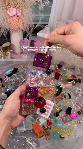 Pack a bag of mini perfumes.#perfumes #miniperfume #parfum #parfumviral #perfumetiktok 