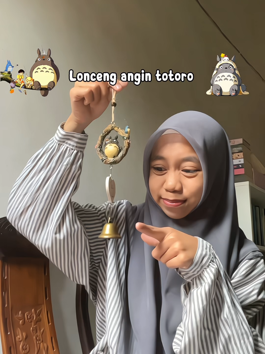 lonceng angin nya lucu bangetz😔🫰 #totoro #ghiblistuff #ghiblistudios #loncengangin #decoration #fyp #ghibli 