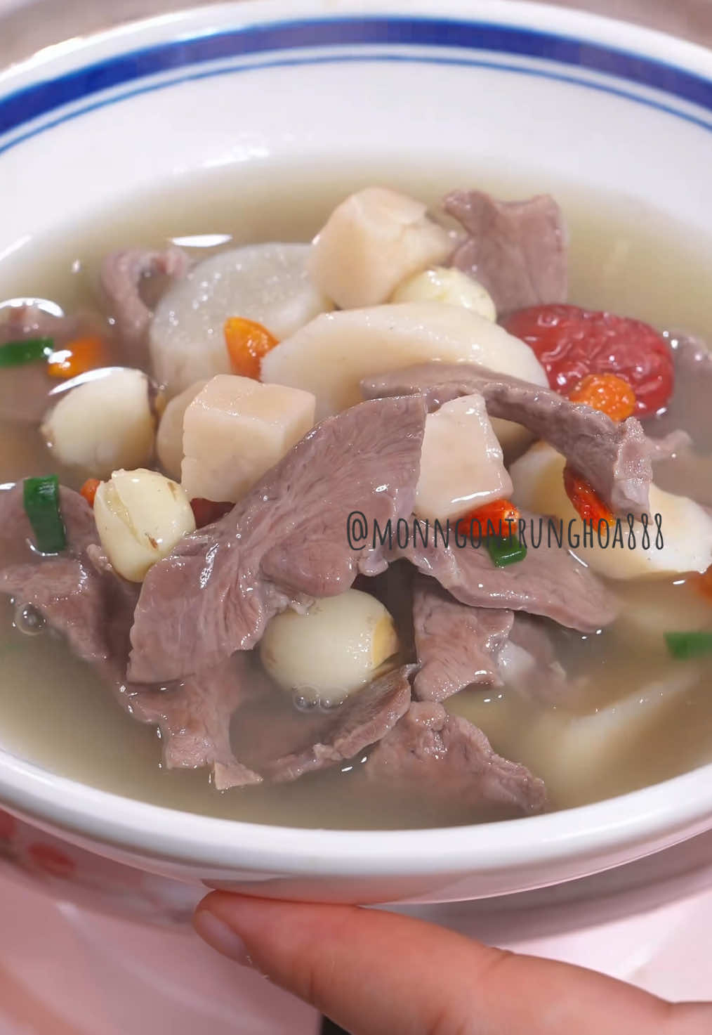 10 người thì có 9 người không biết. Uống canh Tứ Thần thường xuyên giúp giải quyết nhiều vấn đề lớn của người trung niên và cao tuổi. Đây là công thức mà lương y già nhà bên cạnh đã dạy tôi, mọi người nhớ lưu lại nhé. Canh tim heo Tứ Thần hầm theo cách này vừa thơm ngon vừa bổ dưỡng. Duy trì uống 2 lần/tuần sẽ giúp cơ thể tràn đầy năng lượng, leo 20 tầng lầu cũng không thấy mỏi chân. #ngon  #amthuctrungquoc #ẩmthựctrungquốc #ẩm_thực_trung_quốc #ẩmthựctrunghoa #móntrungquốc #ẩmthựctạinhà #mónngontrungquốc #mónngonmỗingày #mónngonmổingày #monngontrungquoc #monngontrunghoa #amthuc #monngon #anthuctiktok #monngontiktok #monngonvietnam #amthucvietnam #amthuctuxuyen #doan #đồăn #đồănngon #mónngon #mónngontạinhà #mónngontrungquoc #nhàhàng #giavị #họcnấuăn #họcnấuăntheotiktok #họcnấuănngonmõingày #họcnấuănthôi #nấuăn #đầubếp #ăn #ngon #súp #nhàhàng #ăn #uống#đầubếp #nấuănởnhà #thuốcbổ #bổ #sắcđẹp #khỏemạnh #khỏe #nấm #súpnấm #ănkiêng #đồănngon #ngườibán #vitamin #làmtrắng #muasắm #mua #bữatối #bữatrưavuivẻ #nấuăn #họcnấuăntheotiktok #họcnấuăn #chợ #nộitrợ #dinhdưỡng #nghiệnmuasắm #sànhăn #ẩmthực #thíchănuống #thíchăn #ngườihoa #thựcphẩm #giavị #thựcphẩm #sứckhỏe #khỏe #tốt #đẹp #nhàăn #anvat #anvattrungquoc #họcnấuăn #họcnấuăntheotiktok #họcnấuănngonmõingày #họcnấuănthôi #nấuăn #đầubếp #ăn#súp #nhàhàng#uống#đầubếp #nấuănởnhà #thuốcbổ #bổ #sắcđẹp #khỏemạnh #khỏe #ănkiêng #đồănngon #ngườibán #làmtrắng #muasắm #mua #bữatối #bữatrưavuivẻ #nấuăn#nộitrợ#muataitiktok #muataitiktokshop #muasamcungtiktok #muasamtaitiktokshop #muasamonilne #nghiệnmuasắms #muasắmcùngtiktokshop #muối #tiêu#mónngonmỗingày #nauancungtiktok #LearnOnTikTok#monngon#nauan#mónngon#tapnaumonngon #monngon #amthuc #anngon #