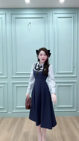 Mẫu đầm dáng dài kèm tang hoa trước cổ áo đã có tại shop em🥰🥰🥰🥰🍀 #xuhuongtiktok #xh #trending #fyp #vairal #thoitrang #thoitrangnu #thoitrangmijuredep #Mijustore #fashiontiktok #phoidoxinh #outfit #congso #mixdo #style #LearnOnTikTok #macdepmoingay 
