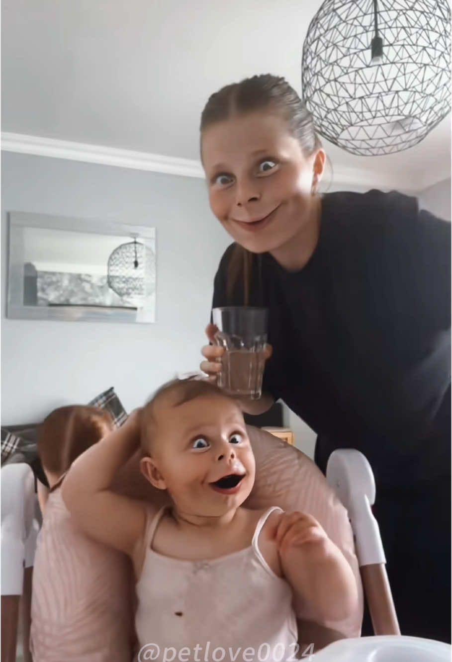 Putting funny filters on kids#funny #funnyvideos #baby #babytiktok #family #fypシ゚viral #fyp #kids #funnyvideo #foryou #tiktok #funnytiktok #