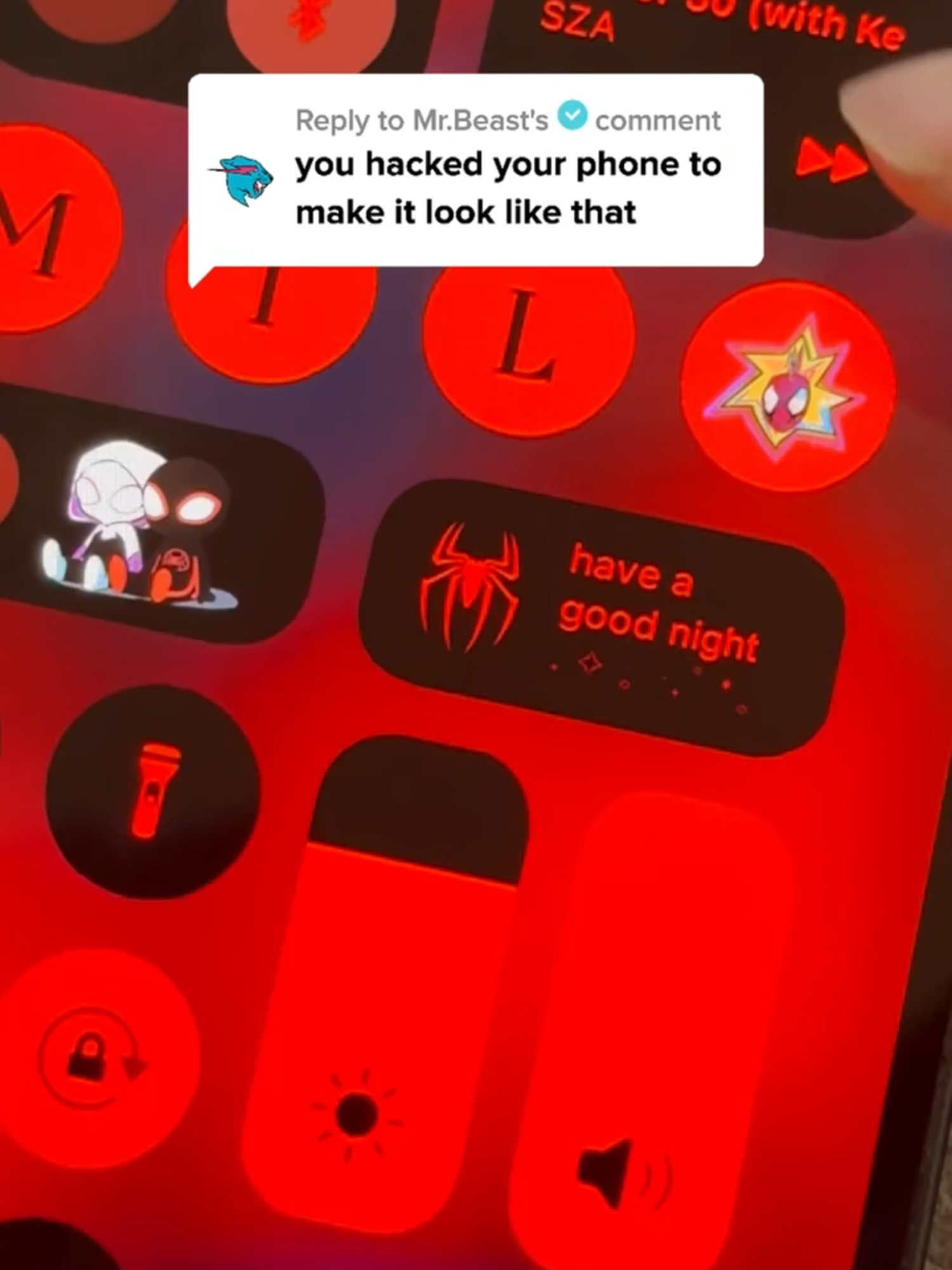Give your phone a makeover 💫 with daily updates on themes 🎮, wallpapers 🌇, and control centers 💻! #themie #lockscreen #controlcenter #theme #ios18 #ios26 #os26