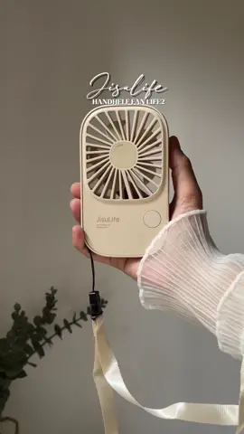 so cutieee!! slim and lightweight JISULIFE handheld fan life2 🤩 #jisulife #jisulifeminifan #jisulifehandheld #jisulifeportablefan #fyp #fypシ 