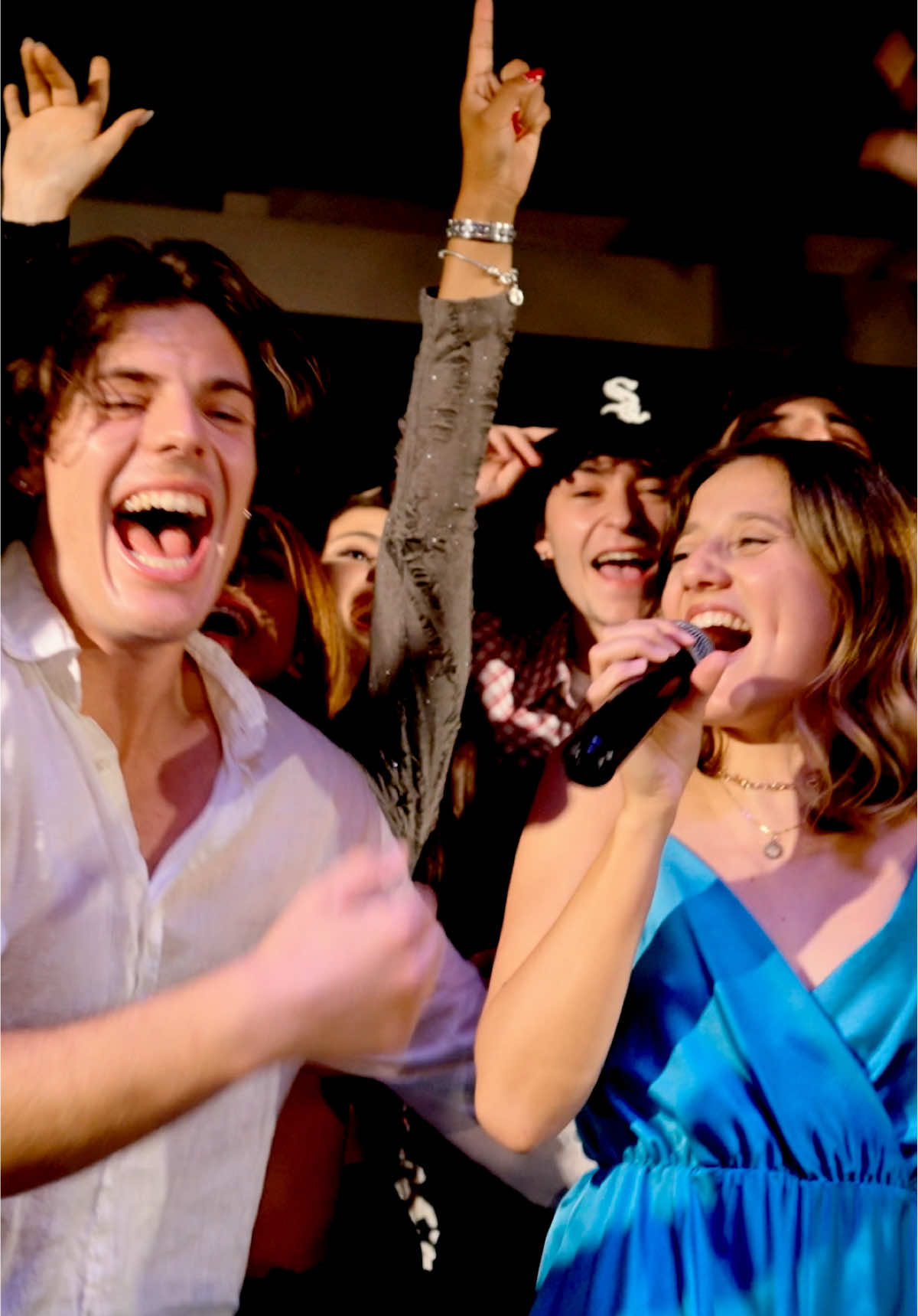 Fuori ora su you tube il videoclip di “You drive me crazy” la state ascoltando? 🩵🥰 #beamakk #musica 