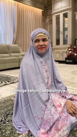 Baru sebentar tadi membaca doa tutup tahun 3x kemudian setelah masuk maghrib doa awal tahun 3x kemudian setelah shalat Maghrib membaca yasin 3x. Selamat menyambut tahun baru Hijriah 1447H 🙏🏻❤️🤲🏻