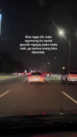 Bukannya baper, setiap orang ada porsinya masing masing. #fyp #motivasi #perjalananhidup #semangatberjuang #semangatterus #quotes #katakatahariini #jakarta #citylightvibes #anakrantau #rantau #