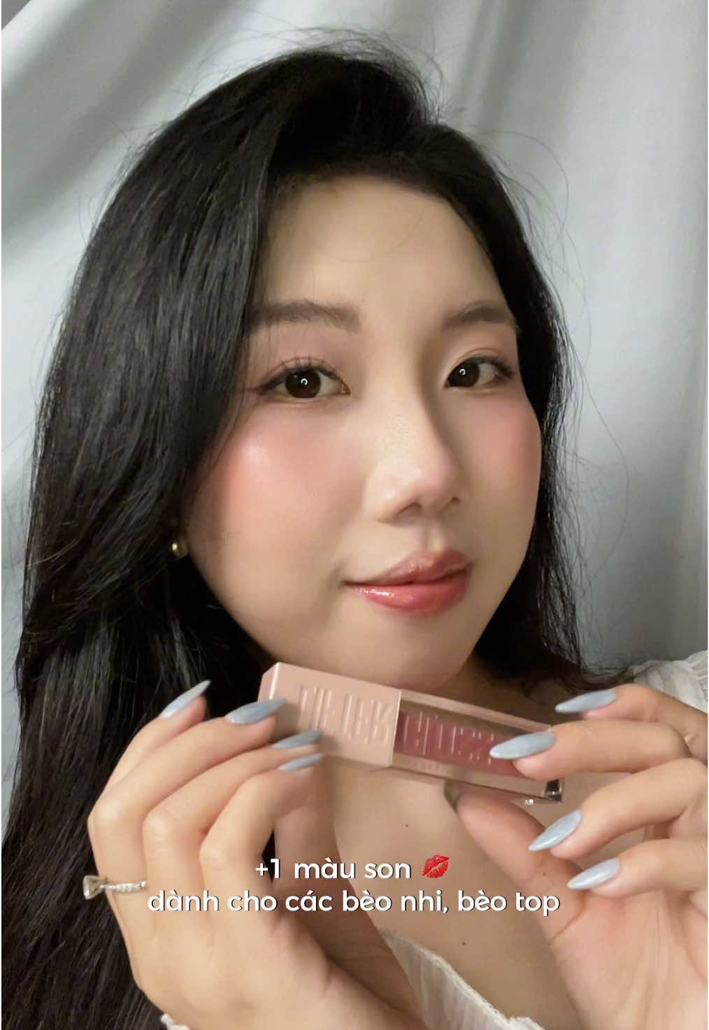 Nó dịu gì đâu luôn á✨  #maybelline #maybelinevn #maybelineliftergloss #liftergloss #sonbong #sonneutral #goclamdep #xuhuongtiktok  @𝑮𝒍𝒐𝒘 𝒃𝒚 𝑵𝒈𝒖𝒚𝒆𝒕 🌸  @𝑮𝒍𝒐𝒘 𝒃𝒚 𝑵𝒈𝒖𝒚𝒆𝒕 🌸  @𝑮𝒍𝒐𝒘 𝒃𝒚 𝑵𝒈𝒖𝒚𝒆𝒕 🌸 