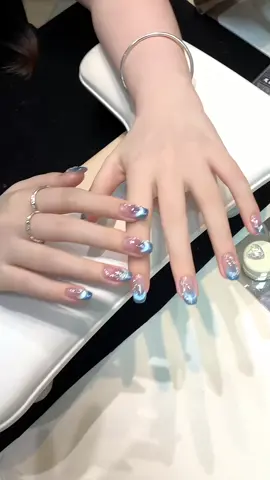#tránggương #sơnmắtmèo #nhũ_bắt_sáng #nhungulanailmi #hoclamnail 