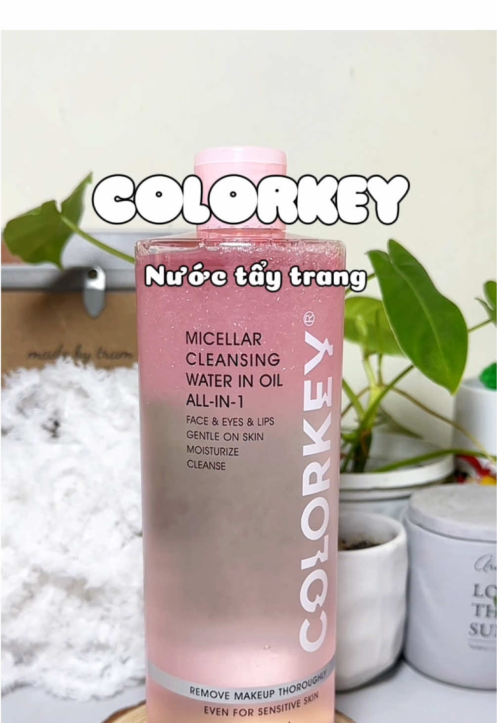 Mới mở bán zá nên zá trải nghiệm đang siu hạt dẻ nè. Tranh thủ sắm lẹ mấy bà ơi 😍#colorkey #colorkeynewarrivalday #summerchill #taytrangcolorkey #nuoctaytrang #skincare #unbox #reviewcohau #viral #ColorkeyVN #Colorkey #ColorkeyNewArrivalDay #SummerChill #taytrangColorkey #nuoctaytrang #yp