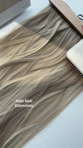 Date night hack!#summervibes #videowave #tiktokshop #starighthair #longhair #hairstyle #bestclipinhairextensions #viral #extentions #summerhair #extensionsdecabello #dealsforyoudays #hairproducts #invisibletapeweft 