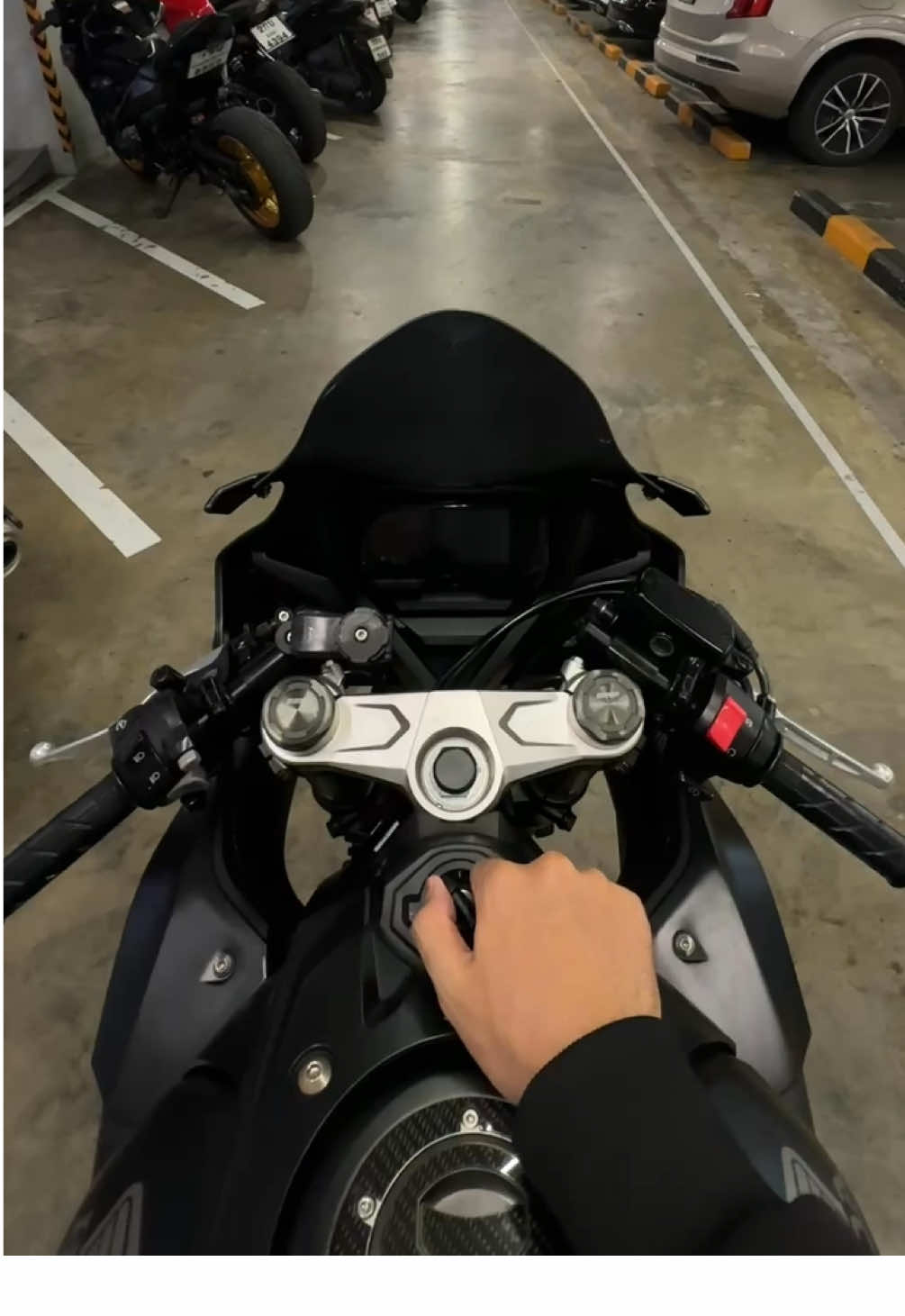 𝗧𝗔𝗞𝗘 𝗢𝗙𝗙 #CBR65#CBR650Raithailand #fypシ゚