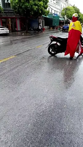 nói chưa khỏi mồm đã có người ngã 🤣🤣🤣