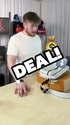 LV Messenger Bag💰 ➡️Cbestores.com⬅️