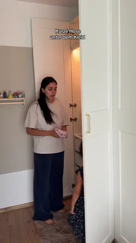 Was sagt ihr kurze Hose ja oder nein ? Ich würde es mein Kindern niemals erlauben ohne 