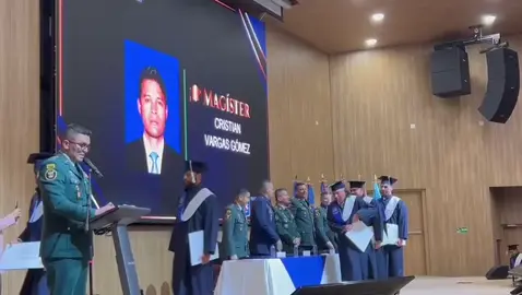Se culminó la maestría 2025 #grados #fyp #estudios #master  #universidad  #postgrado  #logros #bogotacolombia 