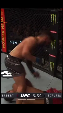 Не место ему в легком весе #iliatopuria #charlesoliveira #islammakhachev #dustinpoirier #justingaetje #UFC #mma #fyp #foryoupage 