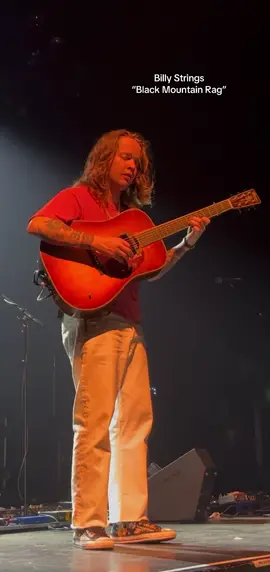 “Black Mountain Rag” on 3.7.23 in Athens, Georgia @Billy Strings  #billystrings #fyp #music #viral #trending 