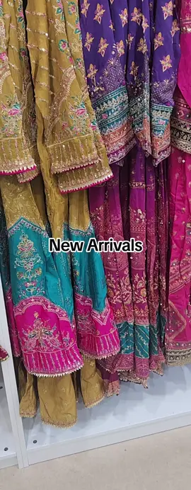 #rafia #readytowear #pageforyou #pakistanifashion #pakistanidrama #reel #viralvideos 