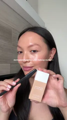 The secret to glowy makeup is dermaplaning at home🖤 Love pairing @Nimbi with my @Summer Fridays favs ✨Nimbi essentials available at @target ! #glowyskin #dermaplaning #makeupprep #MakeupRoutine #skincare  #creatorsearchinsights 