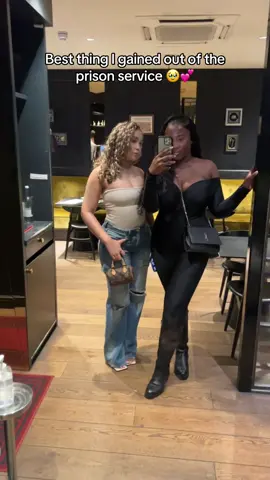 Being a black women in the prison service helped me to build a community with people who may experience similar things… My day 0. Your sisterhood has healed me in so many ways and it has taken me through days I thought I wouldn’t survive in the service. @Paigeee  -to know you is to Love you 💕 #prison #prisontiktok #prisonofficer #friendship #sisterhood #fyp 
