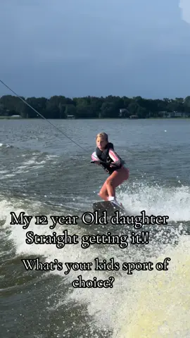 Catch her making waves — literally 🌊💁‍♀️ #BossBabyOnWater #WaterSkiQueen#waterski #kidsontiktok 