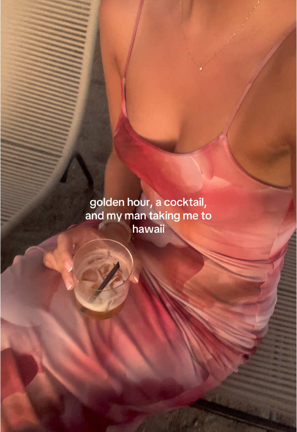 comment to claim 🙏🤭😇 LOL but no seriously ty king #Lifestyle #vacation #beach #sun #goldenhour #travel #bf #couple #hawaii #cocktail #dinner #trip #boyfriend 