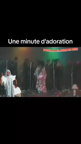 Une minute d'adoration #adoration #gospelmusic #adorationchretienne #chretienstiktok✝️🙏🏿❤️ #viralvideo #pourtoipage 