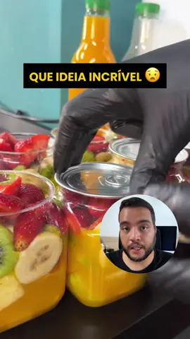 🧠 Marketing não é só o que você vende. É o que você FAZ as pessoas sentirem vontade de experimentar. Essa salada de fruta não viralizou à toa... Ela tem uma coisa que muita gente esquece no Instagram: embalagem que chama atenção. 📦✨ Se o seu conteúdo não desperta curiosidade, desejo ou experiência visual, ele não vende. 📌 E isso vale pra comida, pra serviço, pra produto digital… tudo! 💬 Você comeria essa salada de fruta só pela embalagem? Comenta aqui 👇 E me segue pra aprender a transformar seu Instagram em uma vitrine que VENDE todos os dias! #instagram #estrategia #marketing #empreendedorismo #empreender #vendas #dicasinstagram 