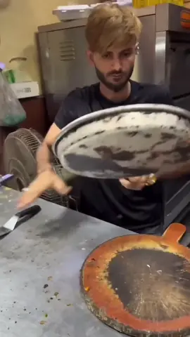 They cut fked up because they were rushing 🤣 #pizza #badcut 