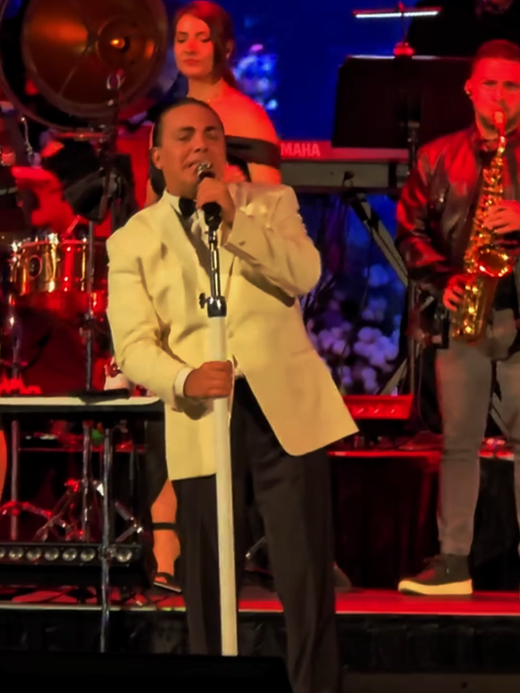 Cristian Castro - Por Amarte Así . . . #cristiancastro #poramarteasi #concierto #letras #lyrics #Love #canciones #fypp #Dark #Day 