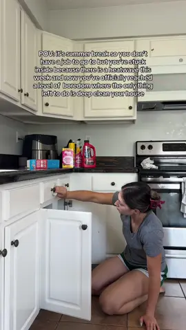 I will say … my house has NEVER been cleaner though  #runningoutofthingstodo #MomsofTikTok #louisvillecreators #schoolnurse 
