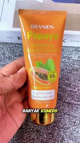 Cocok banget buat yang kulitnya gampang kusam & berminyak. Harganya juga cuma 16 ribuan! Gak nyangka bisa se-glowing ini 🧼✨ Sabunnya udah aku masukin ke keranjang, cobain sendiri deh  Disclaimer Harga bisa berubah sewaktu waktu #SabunPepaya #CuciMukaGlowing #GlowingTanpaRibet #PapayaCleanser #SkincareMurah #TipsKulitBersih #EfekMencerahkan #KulitCerahan #FYPIndonesia #devnenpapaya 