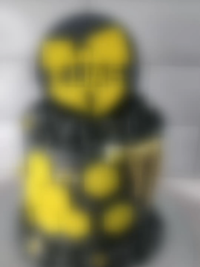 I tried this tiktok shaking camera effect today (and yes it would be more appropriate to use a wu tang song, but copyright or whatever 🙄)