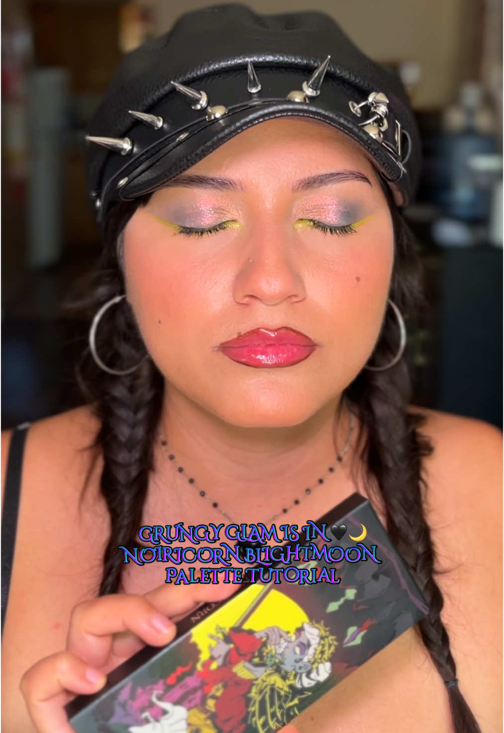 Get ready to embrace your dark side with this stunning NOIRICORN BLIGHTMOON palette! 🖤 We're diving into velvet mattes, cosmic shimmers, and those magic chameleons. This is for all my avant-garde, goth, and dark makeup lovers! What look should I create next? 👇 #GothMakeup #DarkEyeshadow #AvantGardeMakeup #NOIRICORN #BlightmoonPalette #MakeupTutorial #IndieMakeup #GrungyGlam #BeautyTok #ViralMakeup #chromaticshadows 