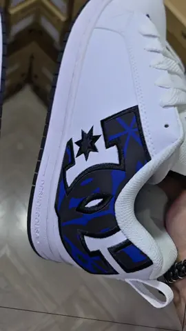 Court Graffik está en su casa en Zurita!! Nos llegó la nueva colección de DC SHOES para que no pases desapercibido este verano 🌴 #DCShoes #CourtGraffik #SkateStyle #Sneakerheads #ZapatillasDC #SkateLife #ModaUrbana #StreetwearEcuador #TikTokEcuador #SkateCulture #EstiloSkater #TendenciasTikTok #OutfitSkater #ZapatosQueHablan #DCStyle #CapCut 