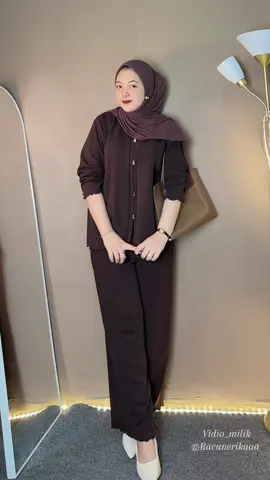 Mahogany🤎🫶🏻#oneset #onesetjumbo #onesetmurah #onesetkekinian #outfit #outfitideas #outfitinspo #onesetwanita @denacollection  