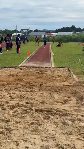 🕺🕺#capcut #budaksukan #olahraga #trackandfield #fypsarawak #xyzabc #fypmalaysia🇲🇾 #fypシ゚viral #fyppppppppppppppppppppppp 
