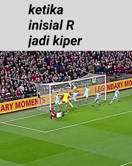 ketika inisial R jadi kiper  #kiper #goalkeper #kipersepakbola #kiperterbaik ##football #sepakbola #fyp #4u #xyzbca #fouryou #foryoupage #masukberandafyp #lewatberanda #viral #fypシ #fyppppppppppppppppppppppp 