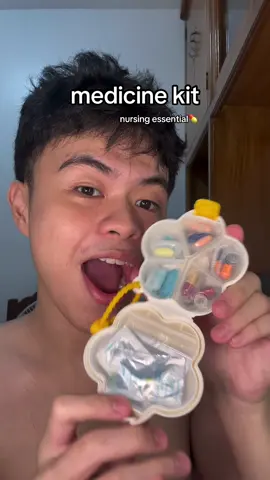 Good for emergency purposes! #medicinekitbox #medicinebox #medicinekit #medicineorganizer #nursingessentials #collegeessentials 